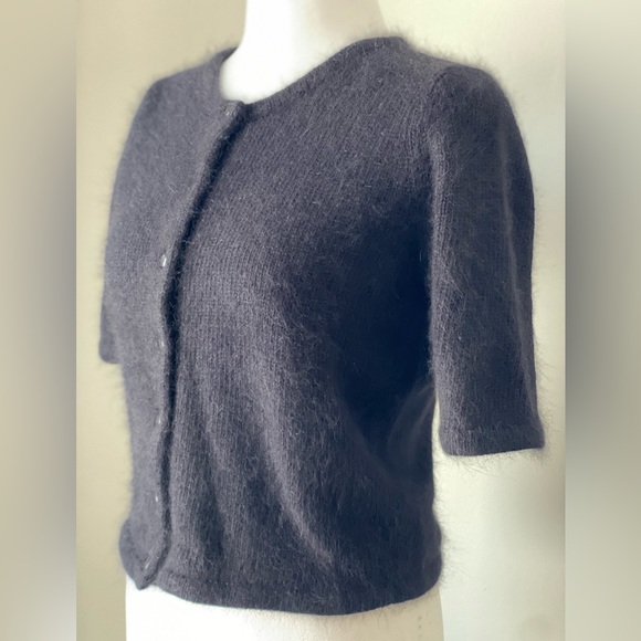 Lord & Taylor Cropped Black Lambswool Short Sleeve Cardigan - Picture 2 of 11